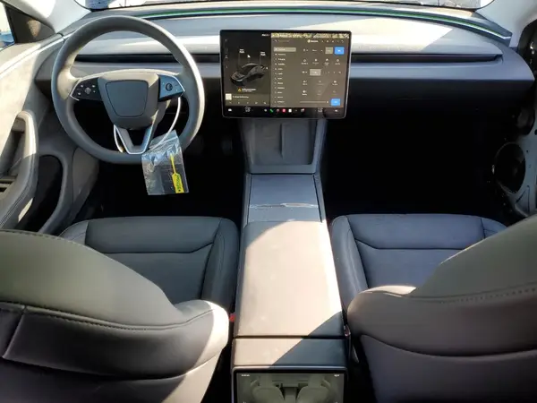 5YJ3E1EB5SF949854 2025 TESLA MODEL 3 - Image 8
