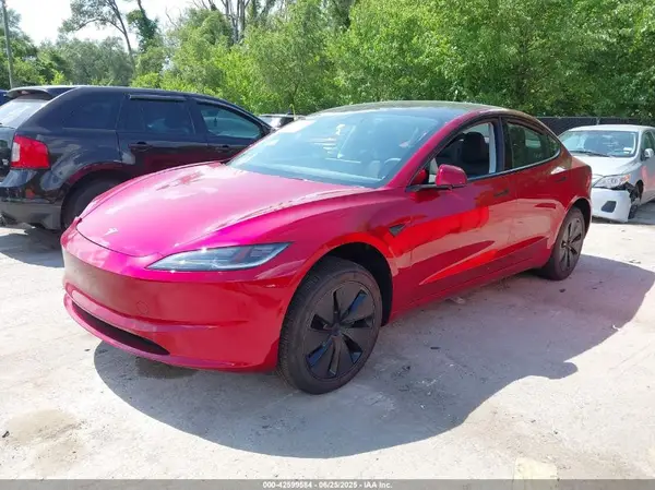 5YJ3E1EB5SF951846 2025 TESLA MODEL 3 - Image 2