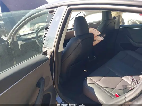 5YJ3E1EB5SF962443 2025 TESLA MODEL 3 - Image 8