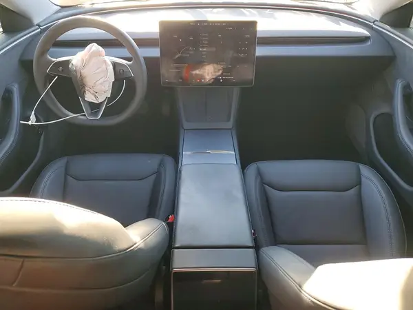 5YJ3E1EB5SF969974 2025 TESLA MODEL 3 - Image 8