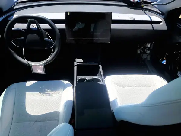 5YJ3E1EB5TF159732 2026 TESLA MODEL 3 - Image 8