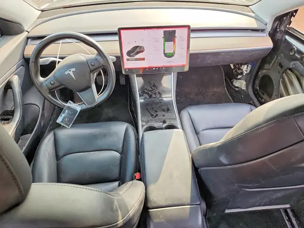 5YJ3E1EB6JF054064 2018 TESLA MODEL 3 - Image 8
