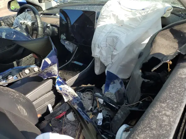 5YJ3E1EB6JF054176 2018 TESLA MODEL 3 - Image 8