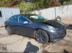 5YJ3E1EB6JF054372 2018 TESLA MODEL 3