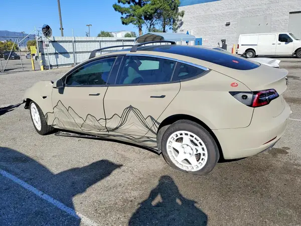 5YJ3E1EB6JF056168 2018 TESLA MODEL 3 - Image 2
