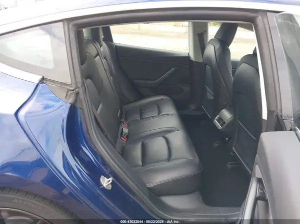 5YJ3E1EB6JF063749 2018 TESLA MODEL 3 - Image 8