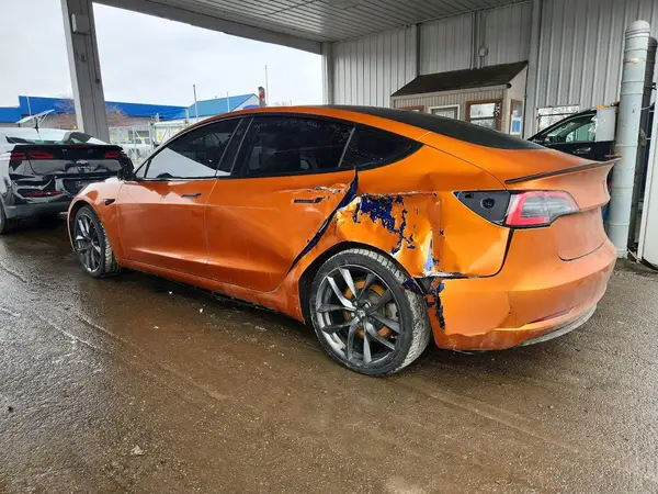 5YJ3E1EB6JF064383 2018 TESLA MODEL 3 - Image 2