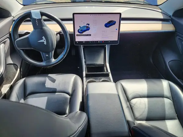 5YJ3E1EB6JF064447 2018 TESLA MODEL 3 - Image 8
