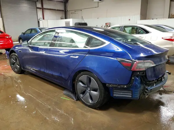 5YJ3E1EB6JF064559 2018 TESLA MODEL 3 - Image 2