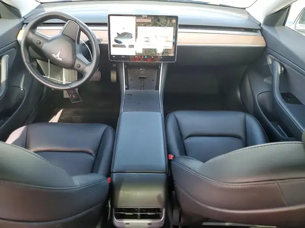 5YJ3E1EB6JF064612 2018 TESLA MODEL 3 - Image 8