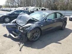 5YJ3E1EB6JF066148 2018 TESLA MODEL 3