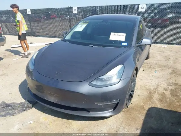 5YJ3E1EB6JF066344 2018 TESLA MODEL 3 - Image 2