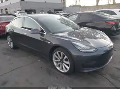 5YJ3E1EB6JF068773 2018 TESLA MODEL 3