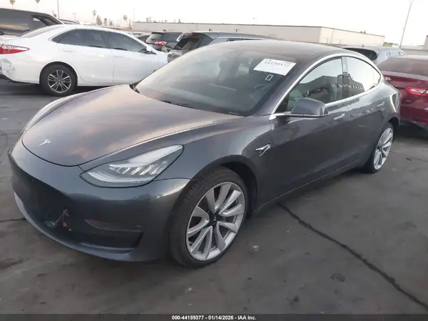 5YJ3E1EB6JF068773 2018 TESLA MODEL 3 - Image 2