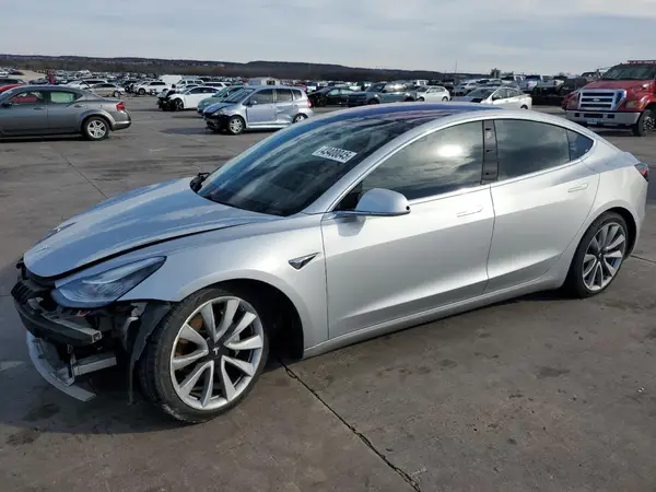 5YJ3E1EB6JF069289 2018 TESLA MODEL 3 - Image 1