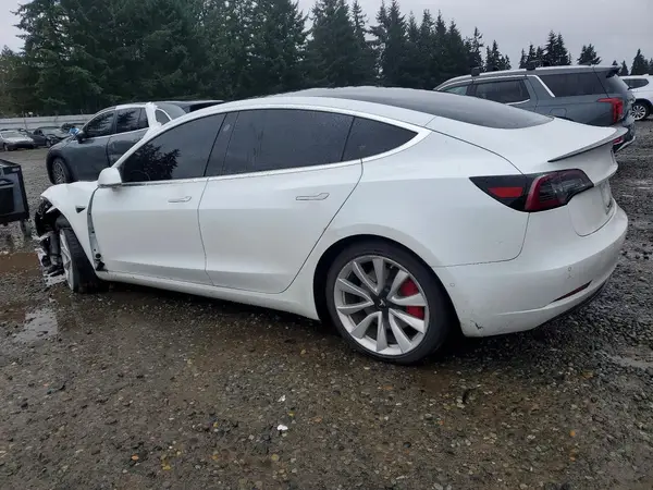 5YJ3E1EB6JF072550 2018 TESLA MODEL 3 - Image 2