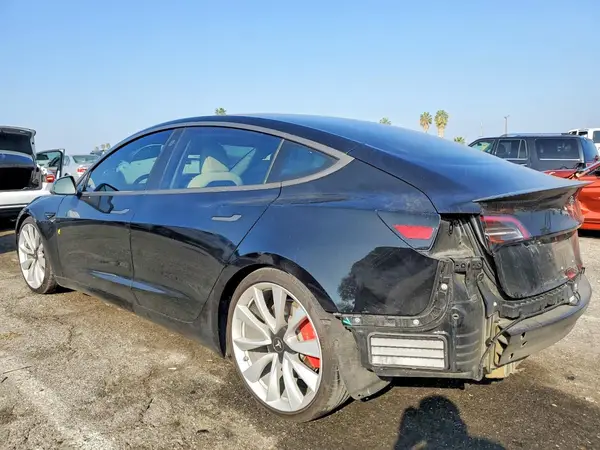 5YJ3E1EB6JF074038 2018 TESLA MODEL 3 - Image 2