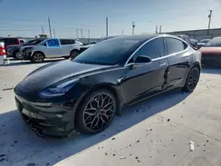 5YJ3E1EB6JF074041 2018 TESLA MODEL 3