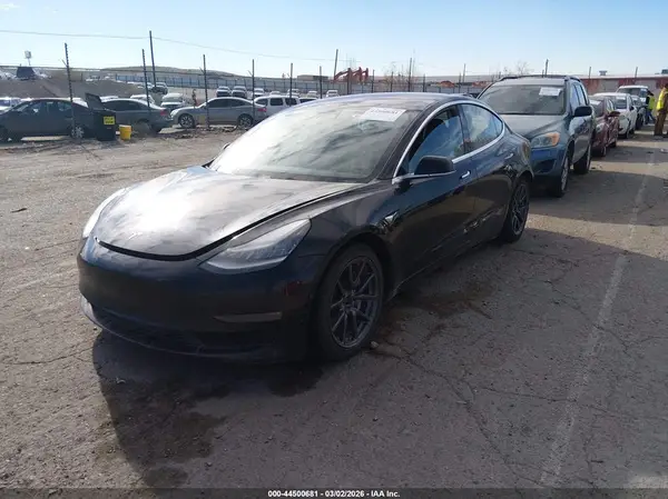 5YJ3E1EB6JF077148 2018 TESLA MODEL 3 - Image 2