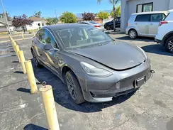 5YJ3E1EB6JF077201 2018 TESLA MODEL 3