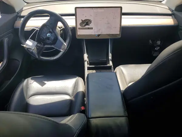 5YJ3E1EB6JF077201 2018 TESLA MODEL 3 - Image 8