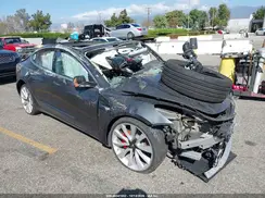 5YJ3E1EB6JF079286 2018 TESLA MODEL 3