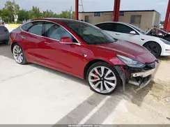5YJ3E1EB6JF080566 2018 TESLA MODEL 3