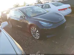 5YJ3E1EB6JF082267 2018 TESLA MODEL 3