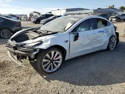 5YJ3E1EB6JF082270 2018 TESLA MODEL 3