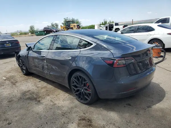 5YJ3E1EB6JF082964 2018 TESLA MODEL 3 - Image 2