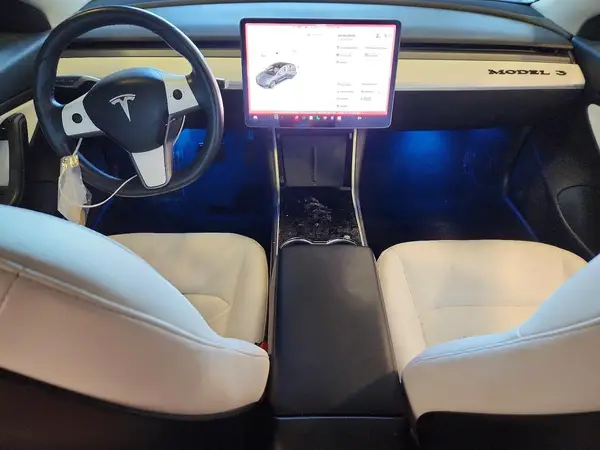 5YJ3E1EB6JF085606 2018 TESLA MODEL 3 - Image 8