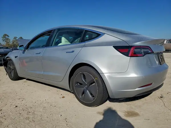 5YJ3E1EB6JF085766 2018 TESLA MODEL 3 - Image 2