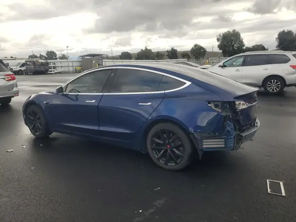 5YJ3E1EB6JF086156 2018 TESLA MODEL 3 - Image 2