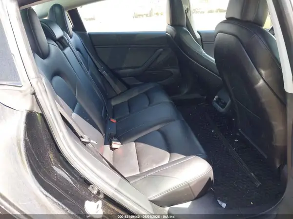 5YJ3E1EB6JF086612 2018 TESLA MODEL 3 - Image 8