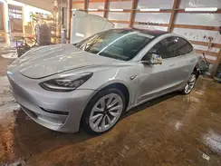 5YJ3E1EB6JF087663 2018 TESLA MODEL 3