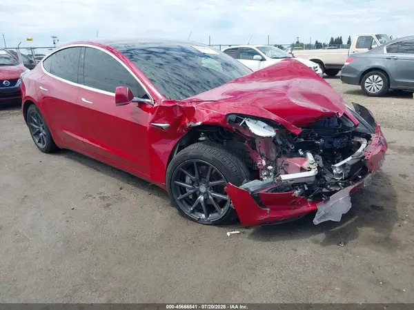 5YJ3E1EB6JF087808 2018 TESLA MODEL 3 - Image 1