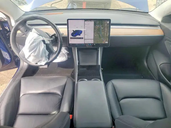 5YJ3E1EB6JF090272 2018 TESLA MODEL 3 - Image 8