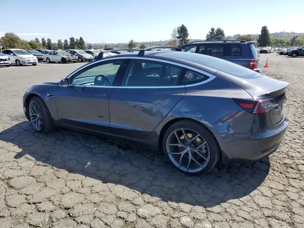5YJ3E1EB6JF090837 2018 TESLA MODEL 3 - Image 2