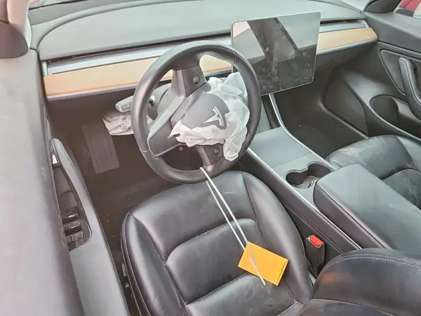 5YJ3E1EB6JF091681 2018 TESLA MODEL 3 - Image 8