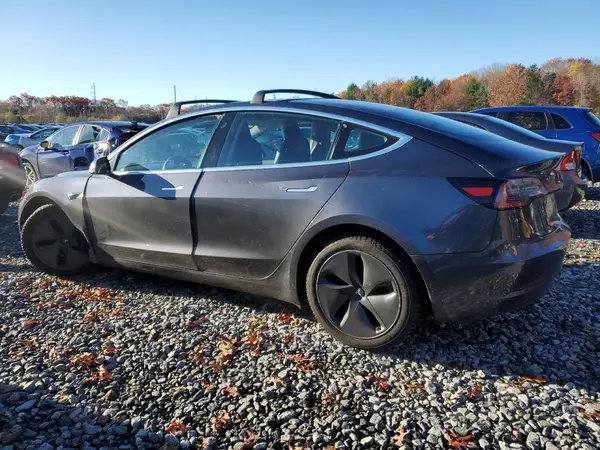 5YJ3E1EB6JF093219 2018 TESLA MODEL 3 - Image 2