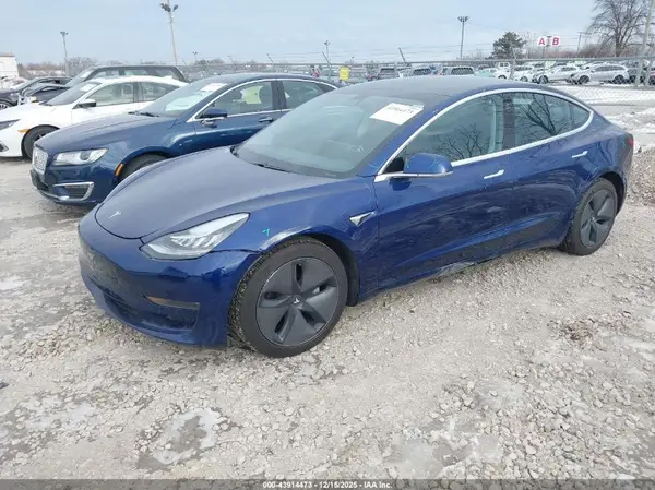 5YJ3E1EB6JF094483 2018 TESLA MODEL 3 - Image 2