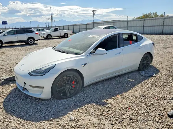 5YJ3E1EB6JF094838 2018 TESLA MODEL 3 - Image 1