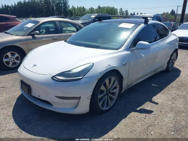 5YJ3E1EB6JF098114 2018 TESLA MODEL 3 - Image 2