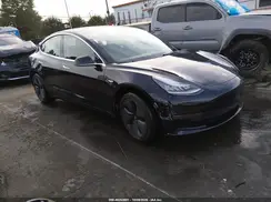 5YJ3E1EB6JF098226 2018 TESLA MODEL 3