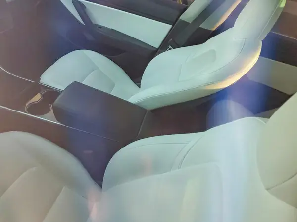 5YJ3E1EB6JF100198 2018 TESLA MODEL 3 - Image 8