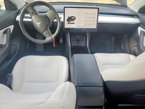 5YJ3E1EB6JF100377 2018 TESLA MODEL 3 - Image 8