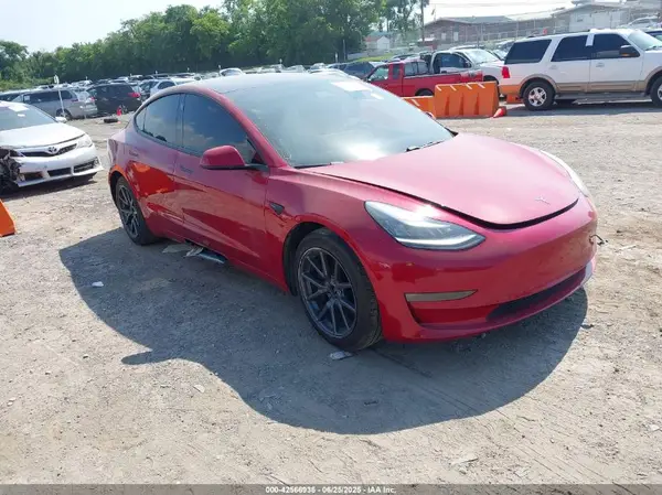 5YJ3E1EB6JF100718 2018 TESLA MODEL 3 - Image 1