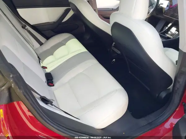 5YJ3E1EB6JF100718 2018 TESLA MODEL 3 - Image 8