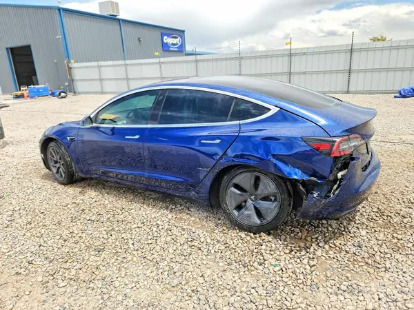 5YJ3E1EB6JF100928 2018 TESLA MODEL 3 - Image 2