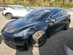 5YJ3E1EB6JF103196 2018 TESLA MODEL 3